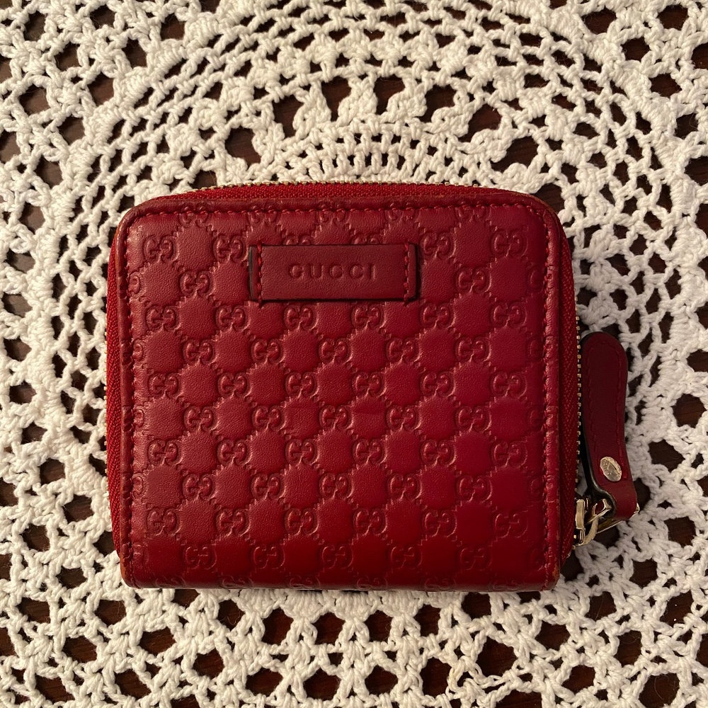 ✨Authentic Gucci Red Wallet✨